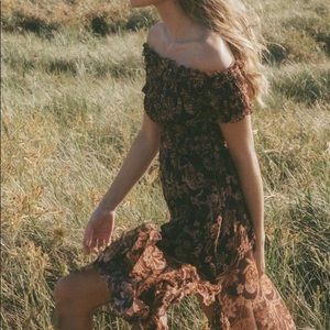 NWT Shona Joy Angelita Midi Dress - Size 2